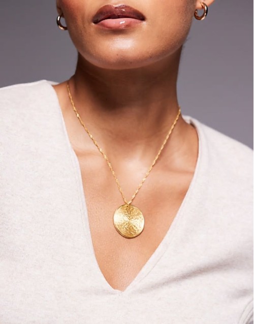 18ct gold plated circular pendant necklace