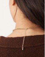 statement gradient star necklace in gold