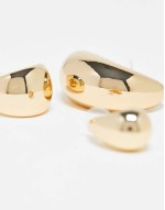 pack of 3 hoop earrings with wide sleek design in gold tone
