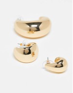 pack of 3 hoop earrings with wide sleek design in gold tone