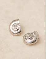 stud earrings with shell detail in silver tone