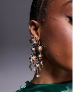 geemmaa statement flower drop earrings in gold