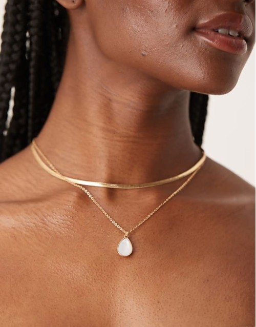 multirow necklace with semi precious stone in gold tone