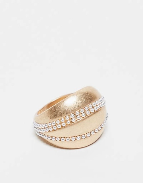 ring with faux pearl wave detail in gold tone