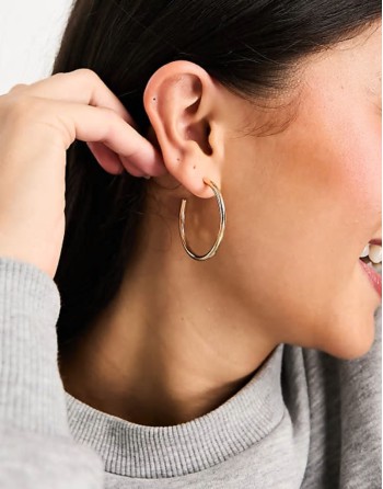 small simple hoop in gold